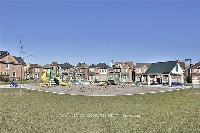 131 Lloyd Sanderson Dr — Photo 24