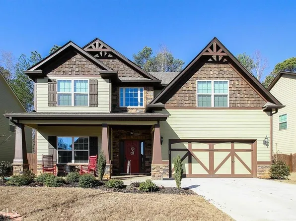 345 Cliffhaven Cir, Newnan, GA 30263