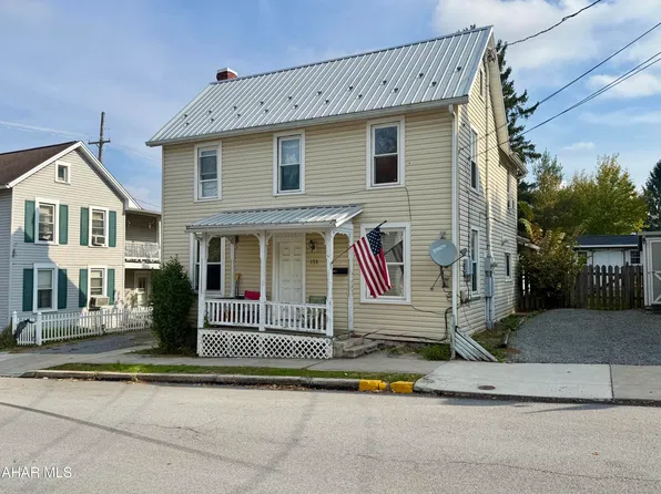 133 S Bedford St, Bedford, PA 15522