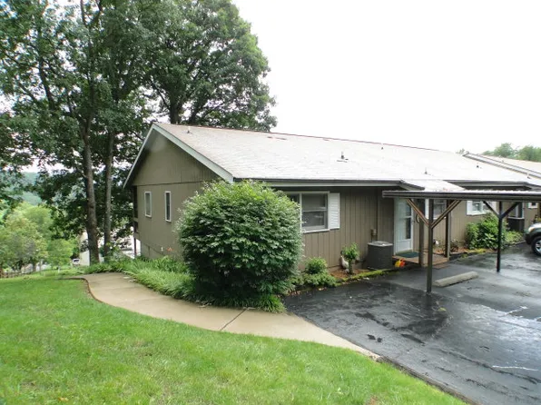 149 Randolph St APT F, Franklin, NC 28734