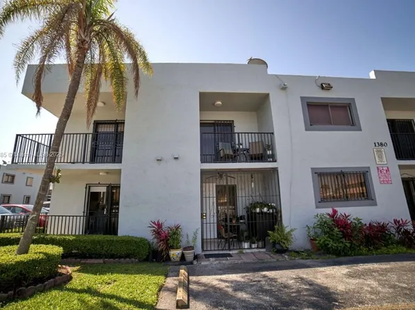 1380 W 41st St APT 101, Hialeah, FL 33012