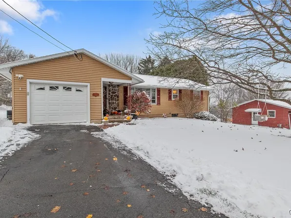 3967 Howlett Hill Rd, Syracuse, NY 13215