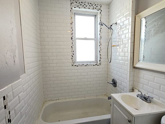5th image of 22 Leonard St APT 1A