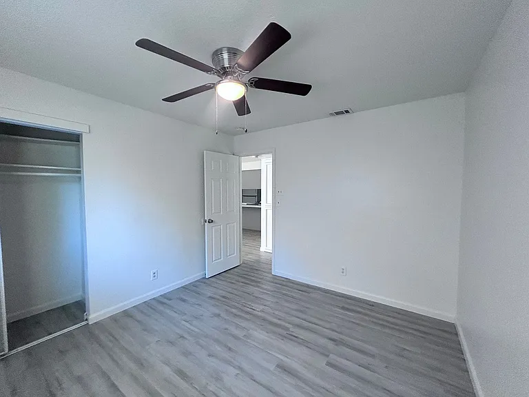 6962-6964 Crux Dr — Photo 14