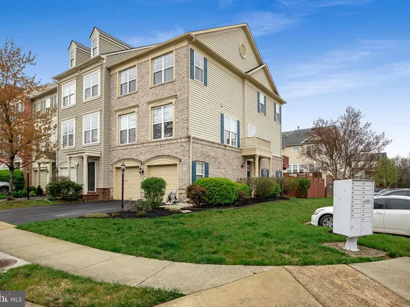 43270 Tumbletree Ter, Ashburn, VA 20148