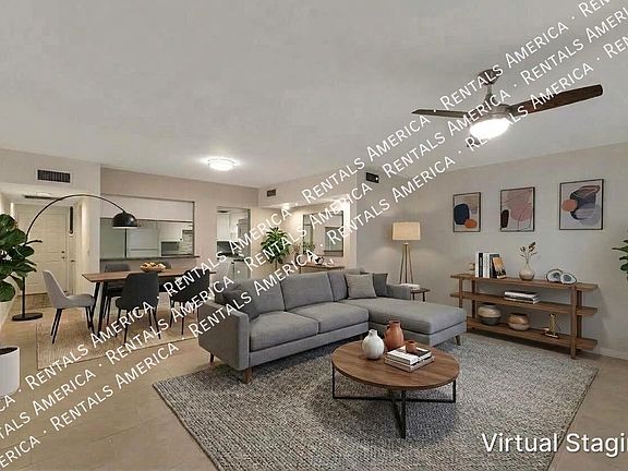 4th image of 3750 N Country Club Rd #5
