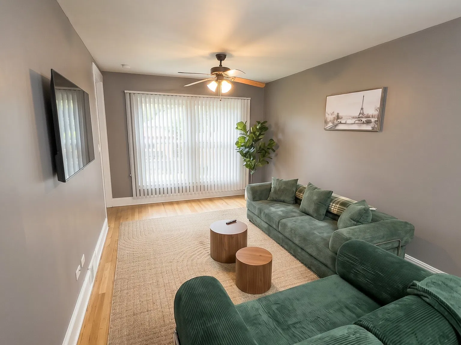 2 bed, $2,500 — Photo 4