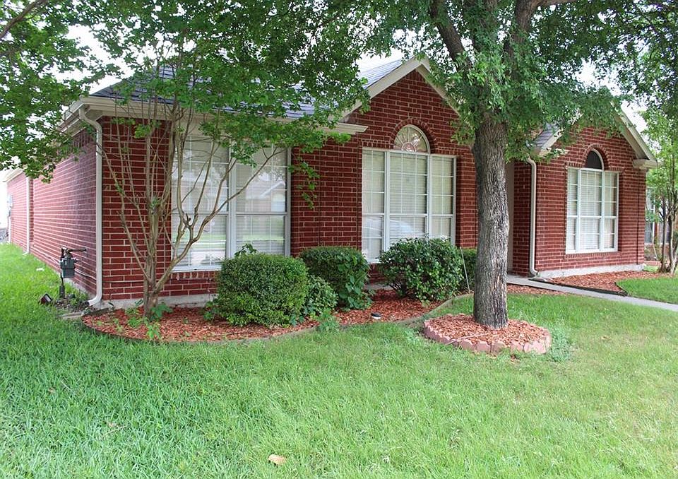 1st image of 117 Bardwell Dr