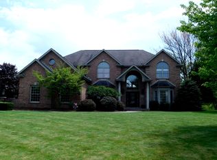 706 Lake Louise Ct, Gibsonia, PA
