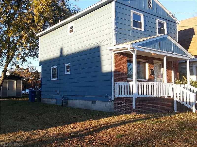 2nd image of 1153 32nd St