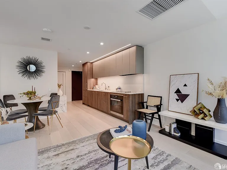 280 Spear St #4C — Photo 6