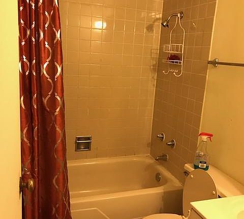 5th image of 3001 S Michigan Ave Unit 607