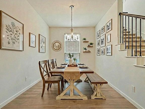 4th image of 2466 San Marcos Dr