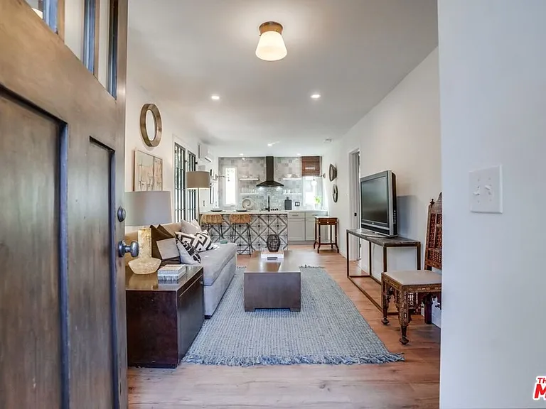 1574 Murray Dr — Photo 7