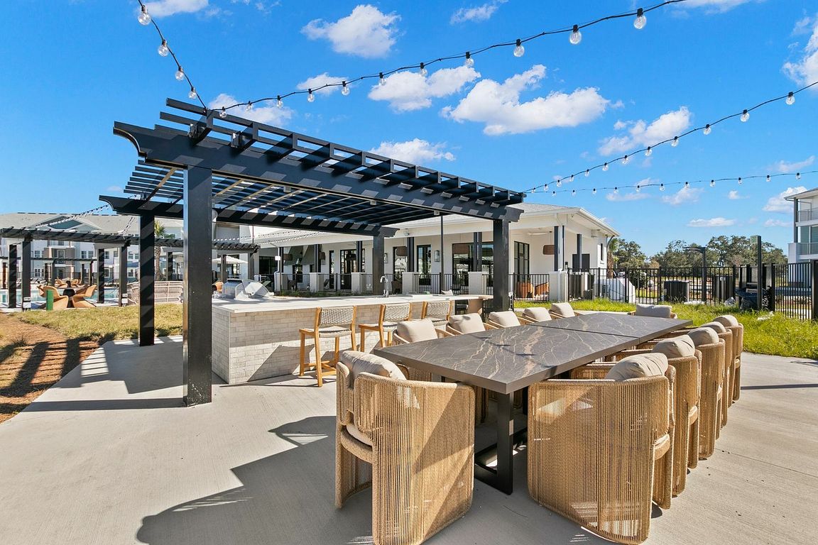 Al Fresco Dining & Grilling Station