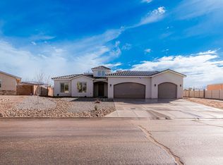 601 Colorado Mountain Rd NE, Rio Rancho, NM 87124