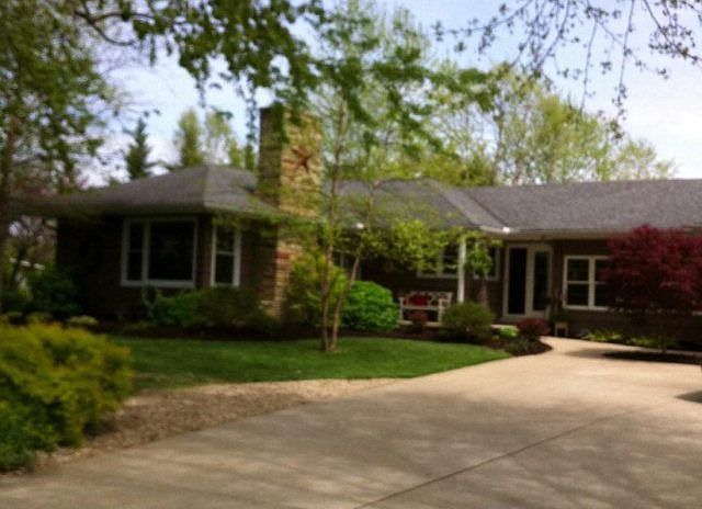 1st image of 164 Lang Ln