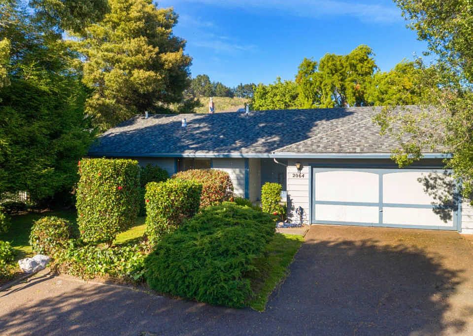 1st image of 2064 Bordeaux Ln
