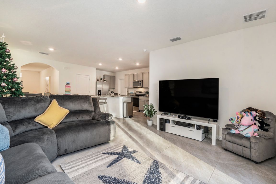 next background image