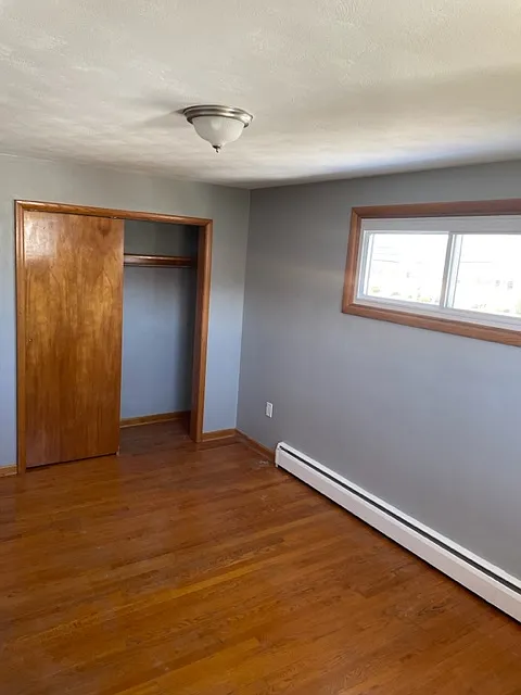 2 bed, 1000 sqft, $955 — Photo 2