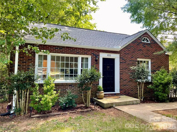 652 Davie Ave, Statesville, NC 28677