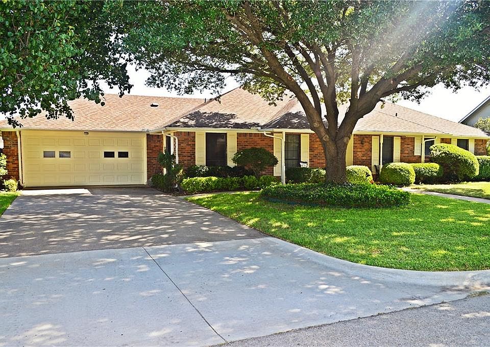 1st image of 804 Westgate Dr