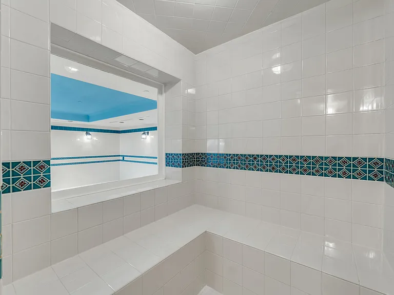 1525 Errigal Pl — Photo 6
