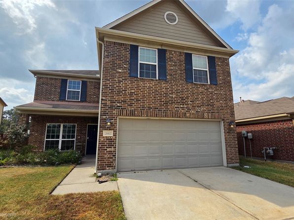 2662 Magnolia Fair Way