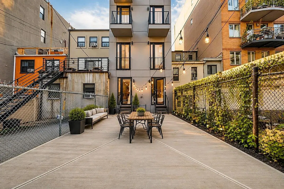 467 Grand Street — Photo 1