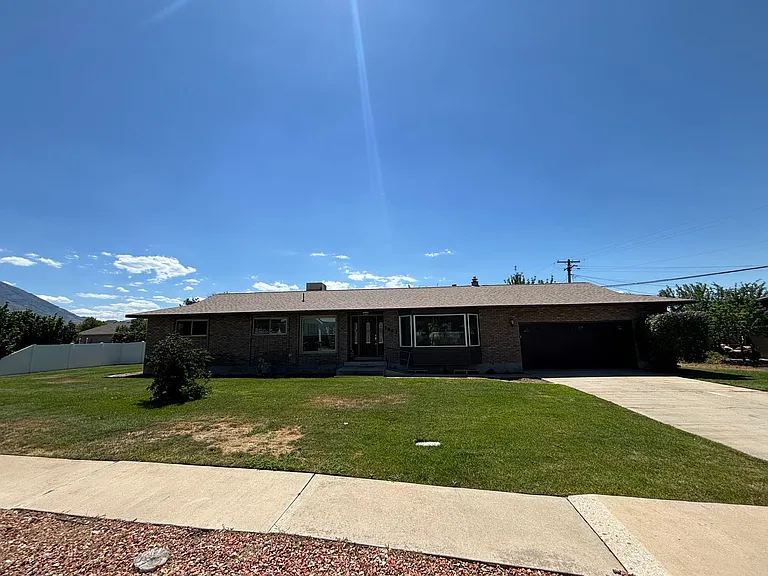 1491 W 1000 N — Photo 1