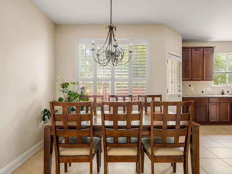 1821 Village Oak Ct — Photo 10
