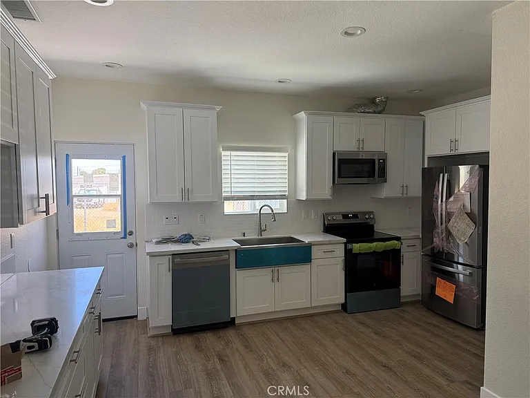 41015 41st St W — Photo 2