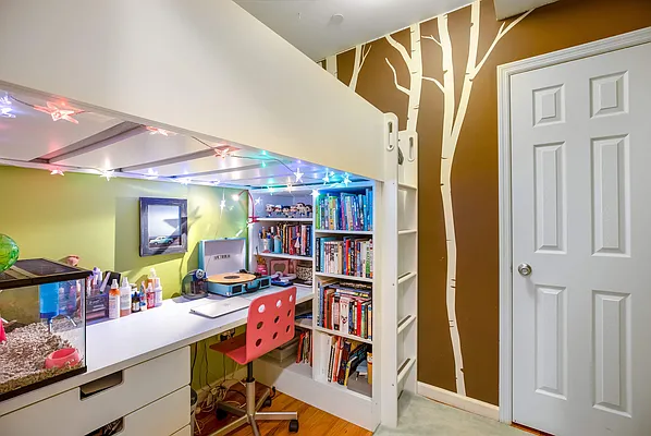 Rented by Compass | media 15