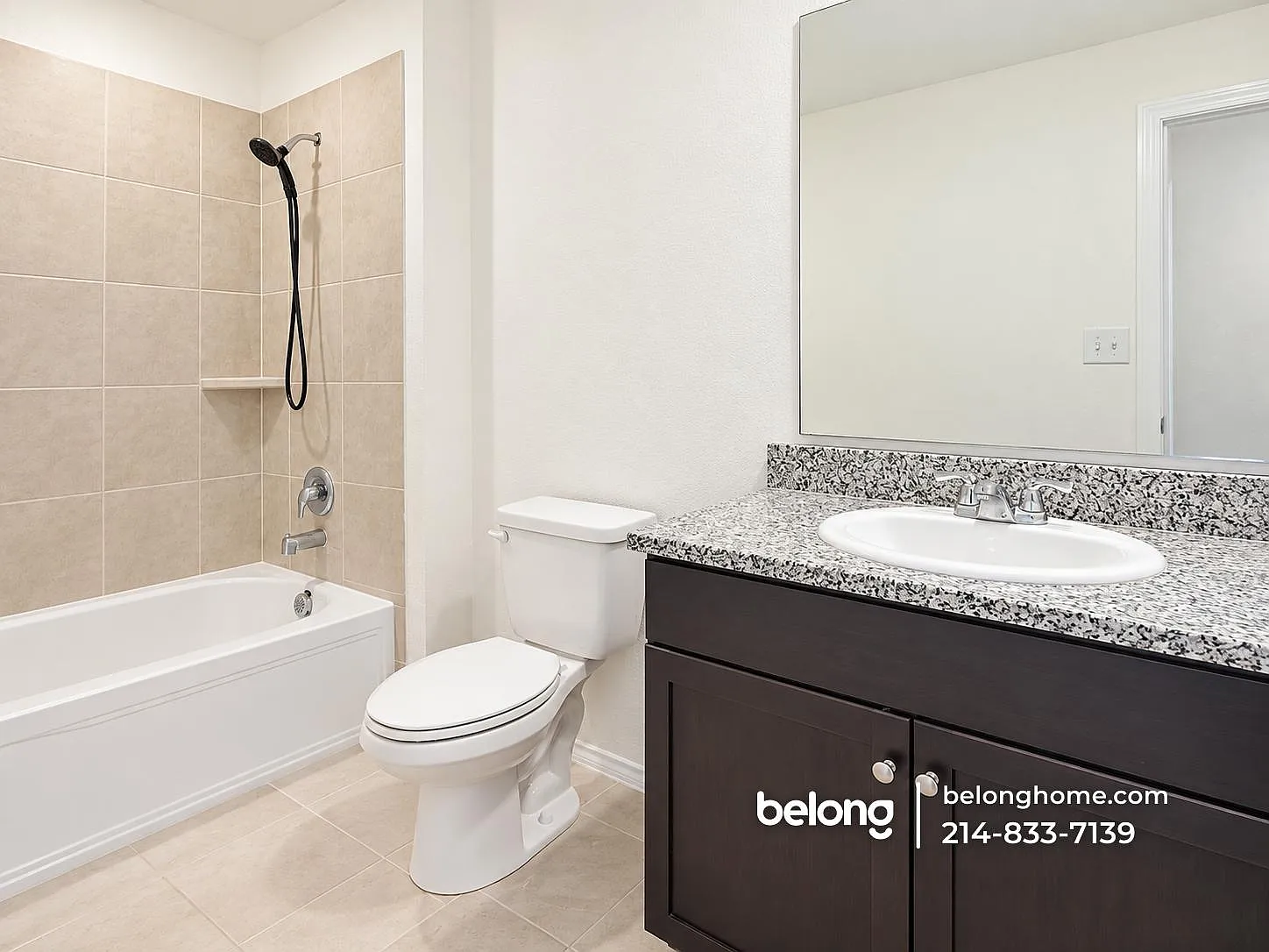 2 bed, 1.0 bath, 1011 sqft, $1,650 — Photo 2