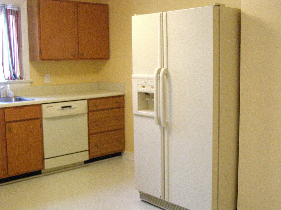 Other Side of Large Kitchen