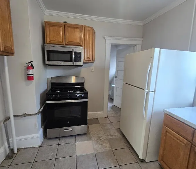 54 Princeton St #2A — Photo 10
