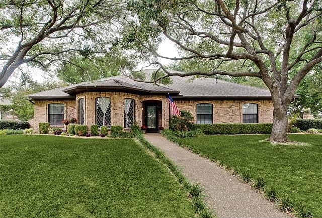 1st image of 1712 Brazos Trl