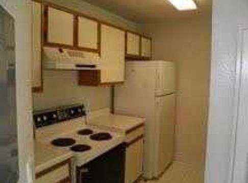 4th image of 4716 Walden Cir APT 1637