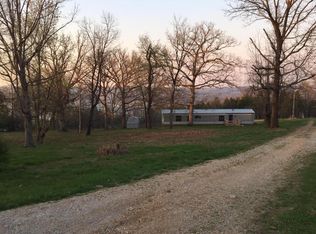 137 Dickens Rd, Cedarcreek, MO 65627