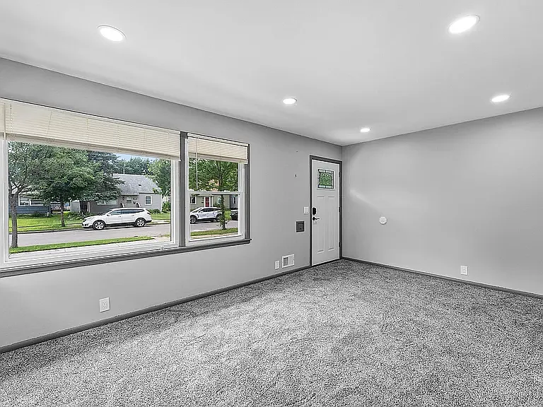 5146 Vincent Ave N #1 — Photo 8