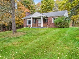 3301 Wexford Rd, Gibsonia, PA 15044