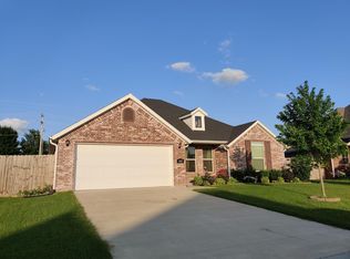 4405 SW Layton Rd, Bentonville, AR 72713
