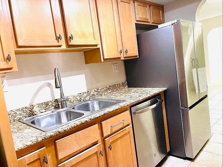 3825 E Camelback Rd #223 — Photo 8