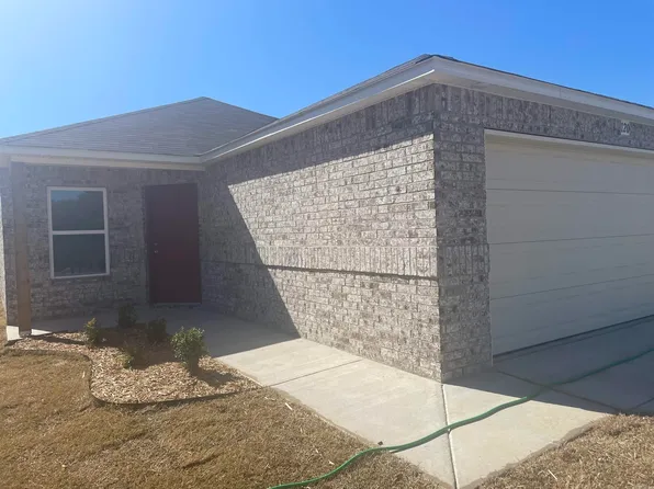 120 Im Dr, Maumelle, AR 72113