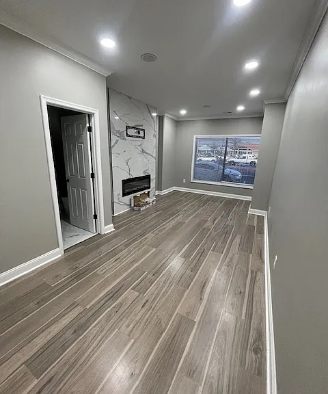 1639 W Broad St #101 — Photo 6