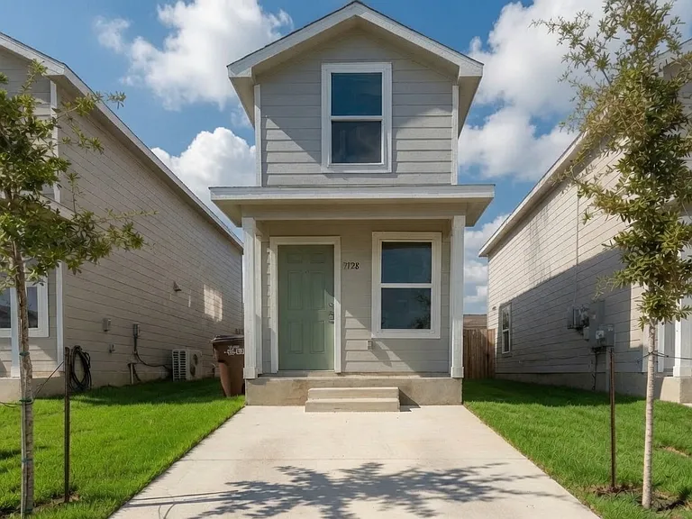 7128 Elm Cv — Photo 3