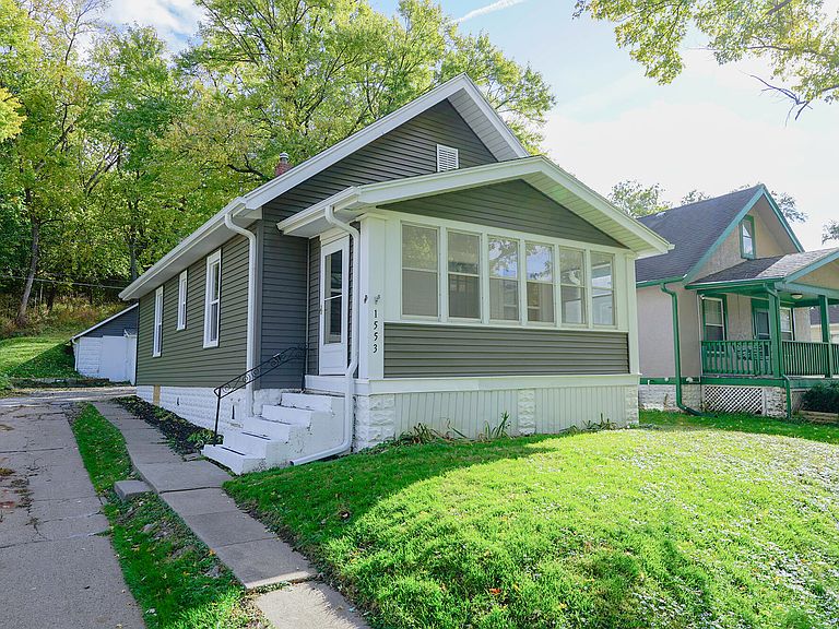 Listing photo 3
