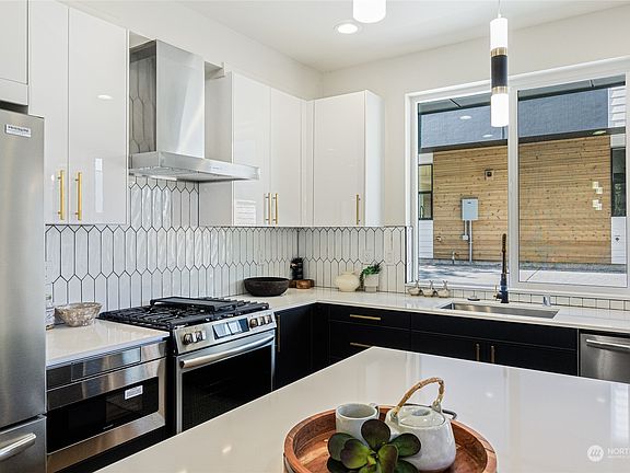 4th image of 2037 NW 62nd Street #B
