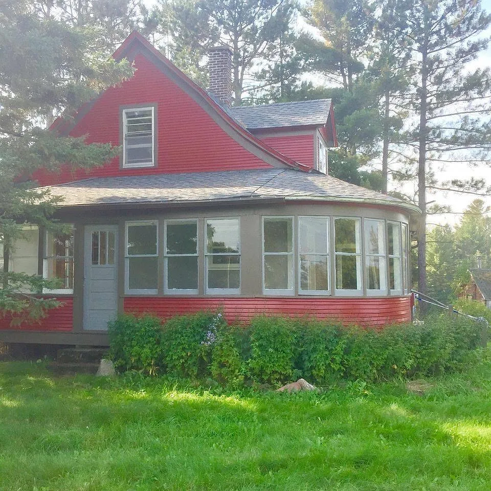 2 bed, 897 sqft, $2,000 — Photo 2