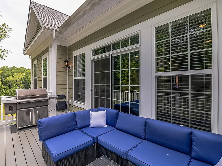 392 Buckeye Cir — Photo 12